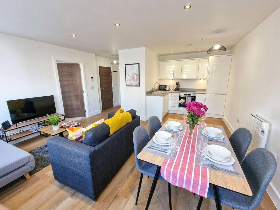 Free Parking: Old Trafford Apartment Μάντσεστερ Εξωτερικό φωτογραφία