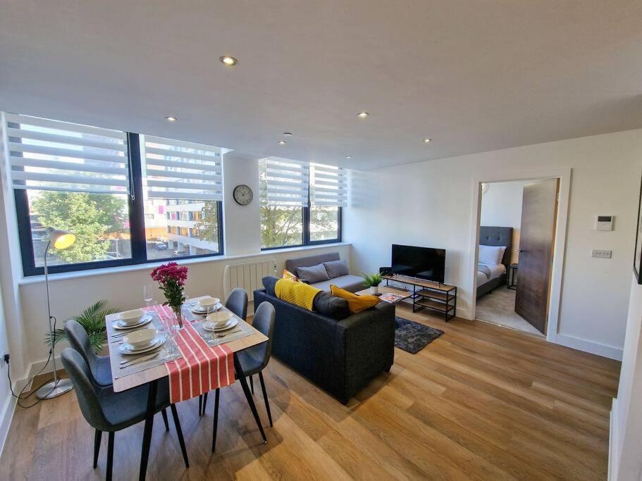 Free Parking: Old Trafford Apartment Μάντσεστερ Εξωτερικό φωτογραφία